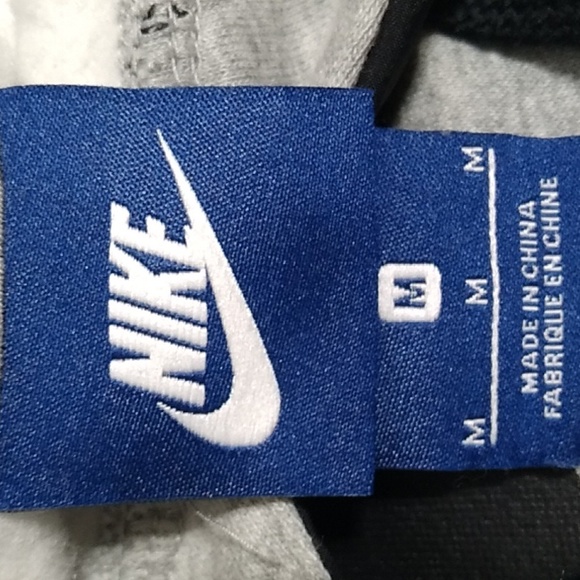 SALE! Nike Hoodie Vintage Like New Condition Sz.M Unisex - Picture 5 of 8